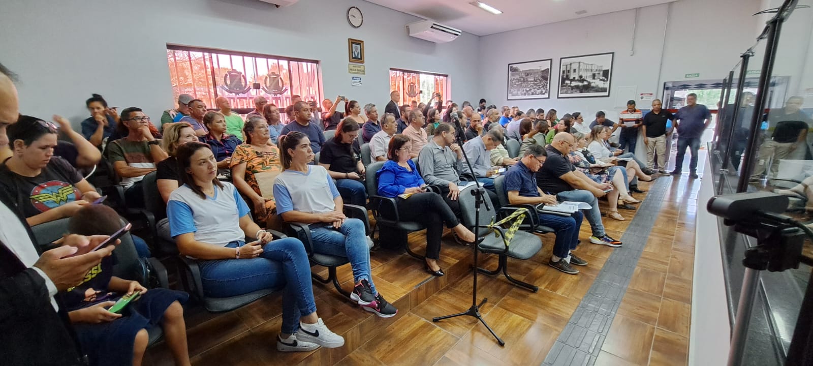 Câmara realiza duas audiências para discussão da LOA com plenário lotado