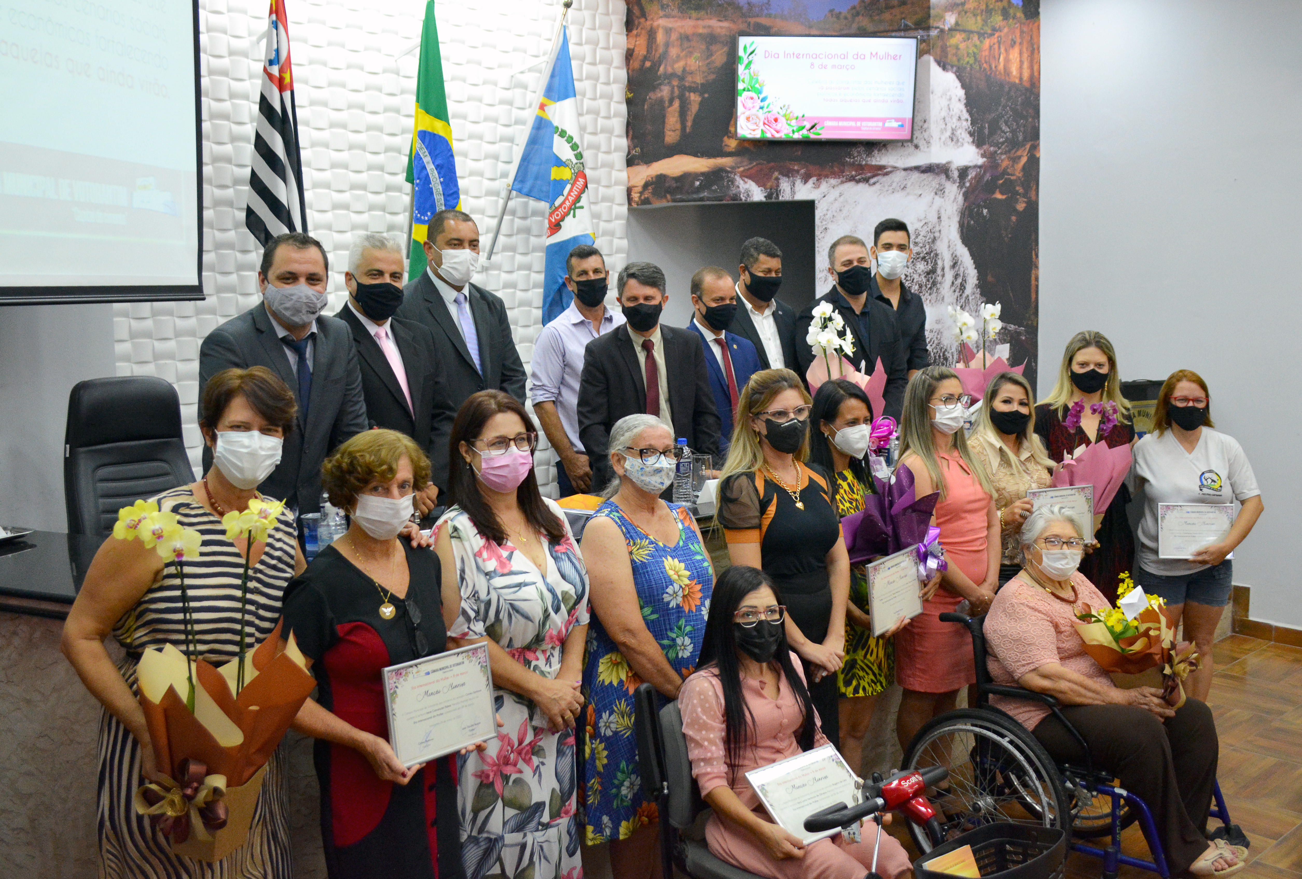 Câmara realiza Solenidade em homenagem ao Dia da Mulher