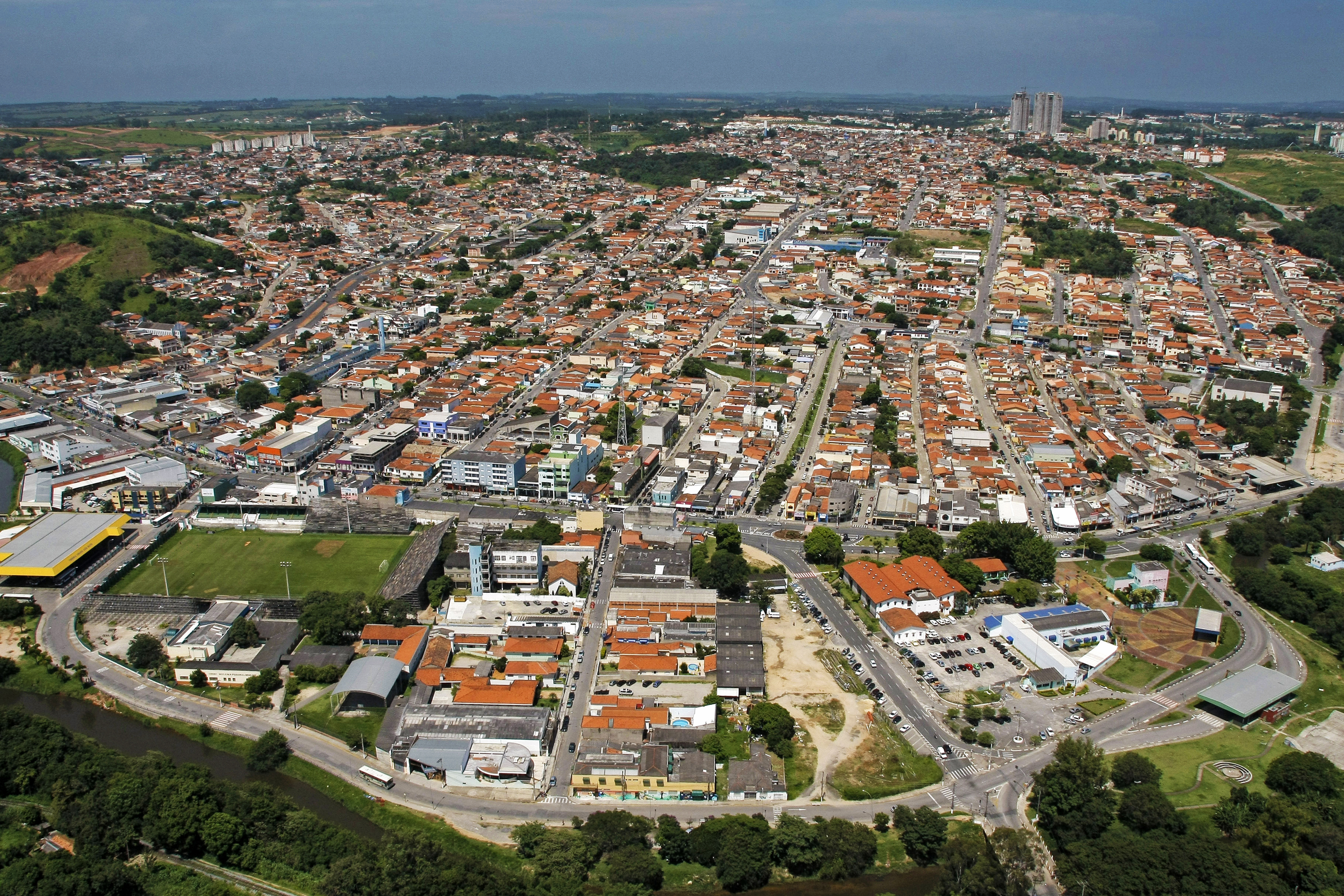 Feriado de Tiradentes altera funcionamento dos serviços públicos