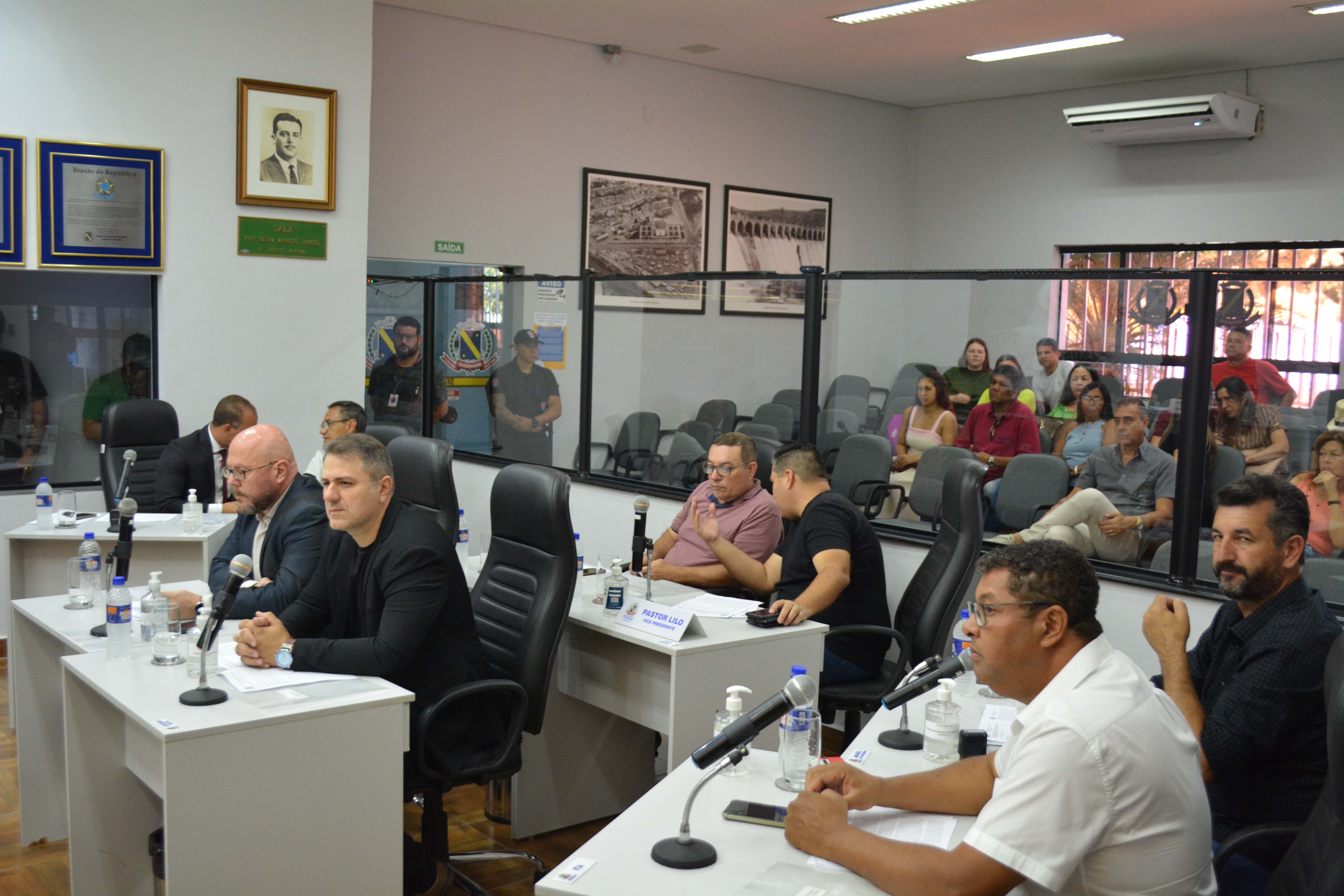 Sessão discute problemas das recentes enchentes e assuntos sobre a manutenção da cidade