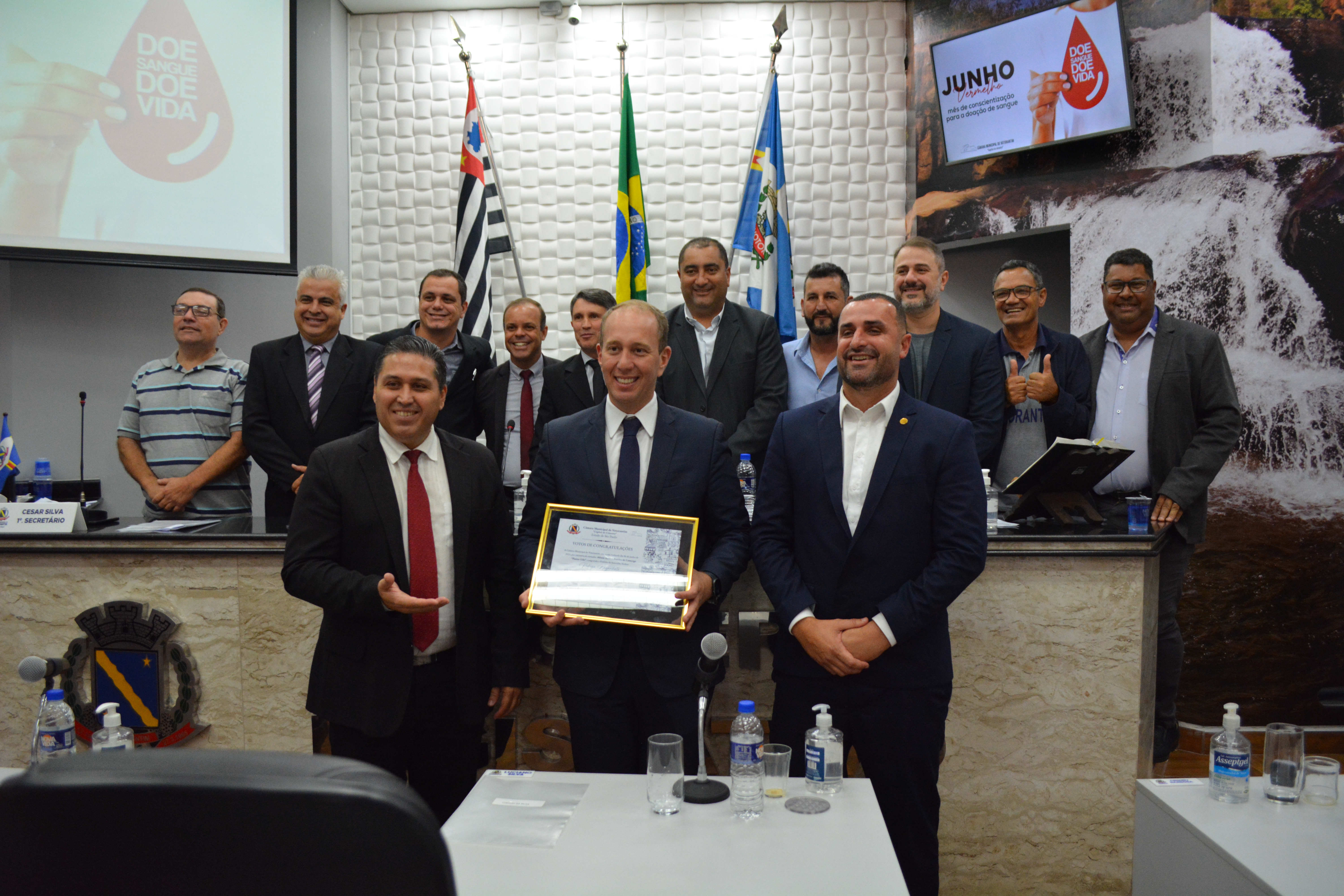 Por iniciativa do vereador Pastor Lilo, prefeito de Sorocaba Rodrigo Manga recebe votos de congratulações